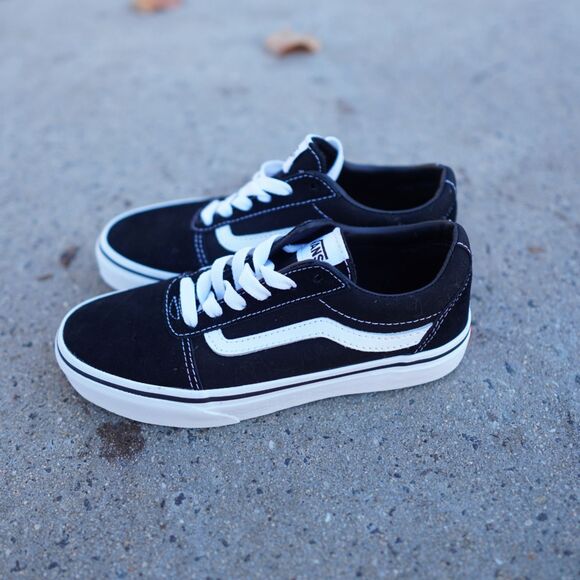 Vans Old Skool Low Top Sneaker Black/White Youth 3 Unisex New 500714 - Picture 6 of 10